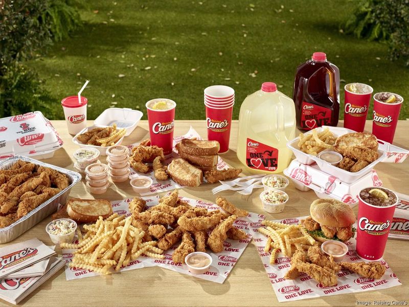 4 Chains North Carolinians Left Behind And 4 Fresh Ones They Love Now - Decor Hint Raising Cane’s Chicken Fingers
