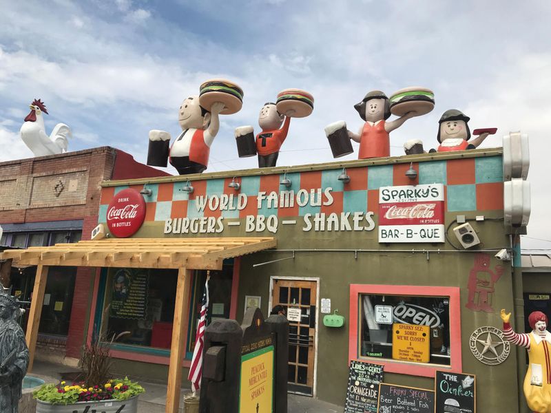 10 New Mexico Green Chile Cafes That Bring The Heat - Decor Hint Sparky's Burgers, Barbecue & Espresso – Hatch, NM