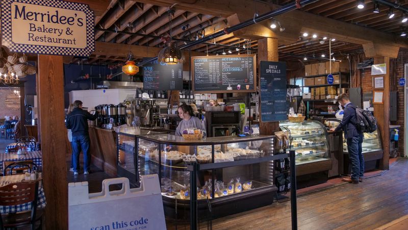 11 Tennessee Dining Nooks Perfect For Pie And Coffee - Decor Hint Merridee's Breadbasket (Franklin)