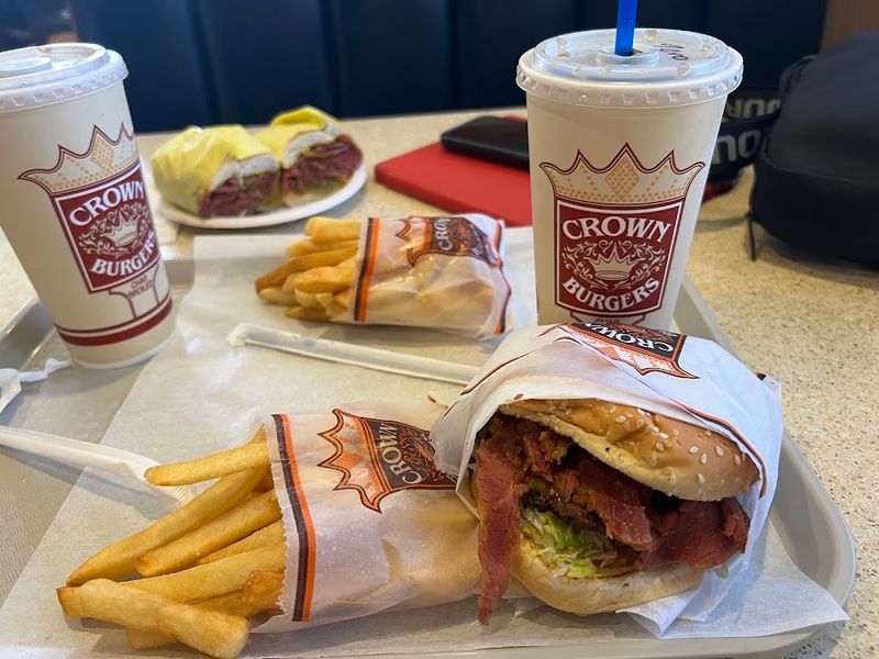 10 Must-Try Burger Joints In Utah For Fry Sauce Lovers - Decor Hint Spitz: Mediterranean Meets Utah In Sauce Heaven