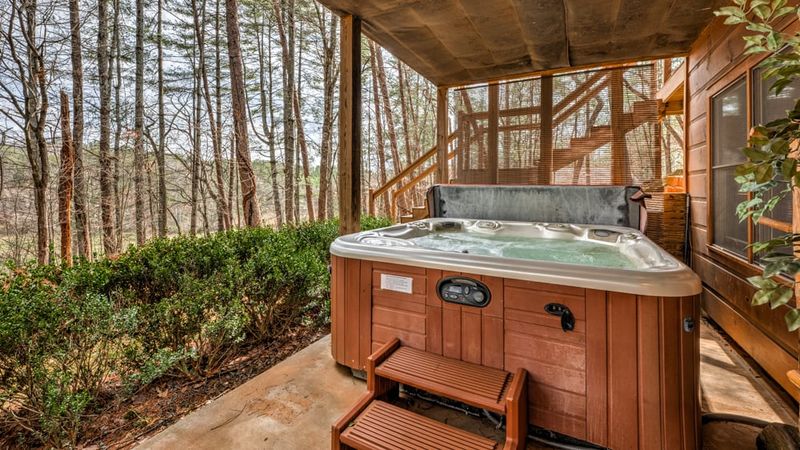 Pet-Friendly Cozy Cabins