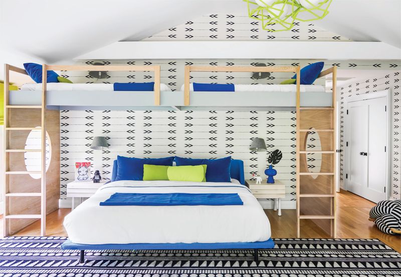 14 Utah Bunk Rooms Built For Cousin Sleepovers - Decor Hint Bunk Room With Colorful Accents
