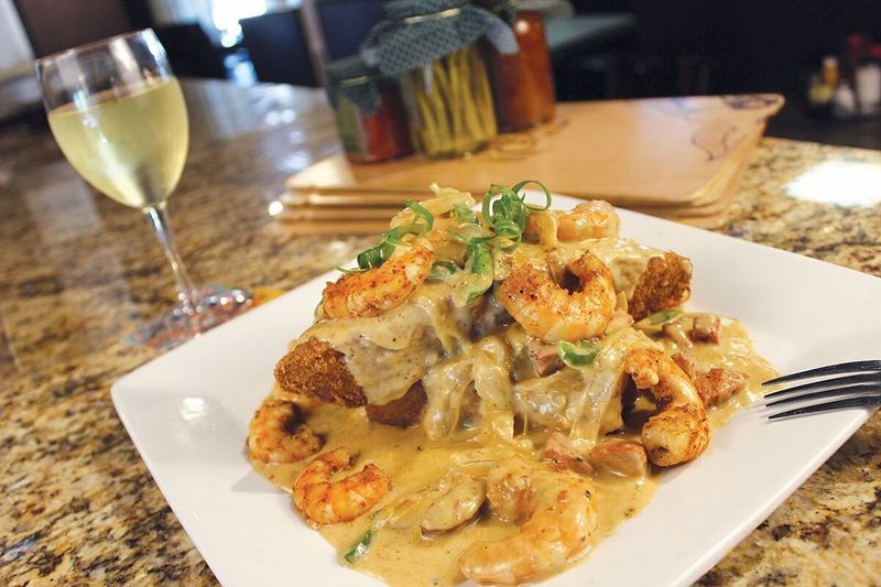 8 South Carolina Restaurants Known For Shrimp And Grits - Decor Hint Page's Okra Grill (Mount Pleasant)