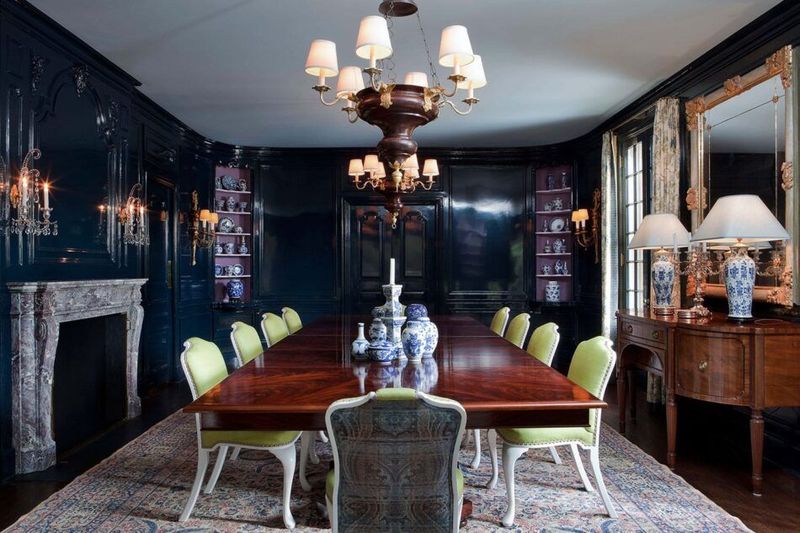 9 Formal Dining Room Styles In Connecticut That May Be Making A Comeback - Decor Hint Patterned Rugs
