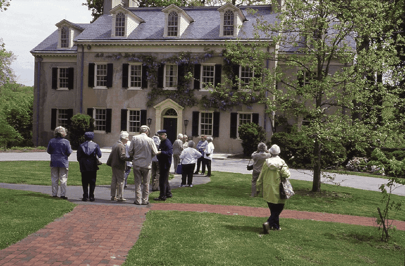 18 Delaware Brick Walkways That Look Like They've Always Been There - Decor Hint Museum Grounds Pathway
