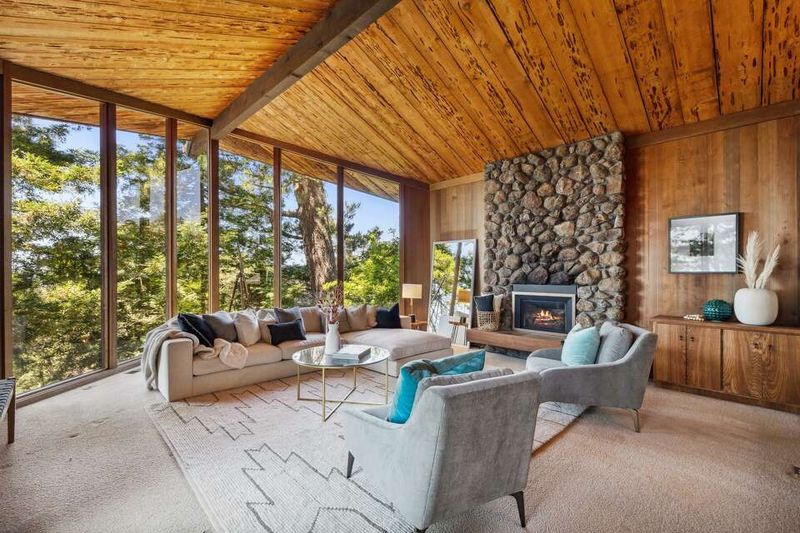 7 California Homes That Channel The Retro Spirit Of The '70s - Decor Hint Oakland Hills Earthy Sanctuary