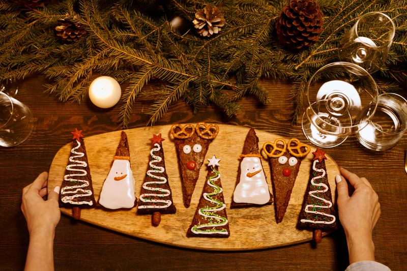 12 Household Rules That Should Have Gone Away Decades Ago - Decor Hint No Dessert Before Dinner