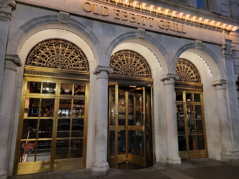 15 Historic Restaurants In The US That Have Been Serving For Over 100 Years - Decor Hint Old Ebbitt Grill (Washington, D.C.)