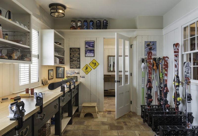 14 Vermont Farmhouse Mudrooms Designed To Tackle Mud Season - Decor Hint Ski Gear Command Center