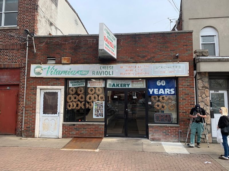 14 Authentic New Jersey Italian Bakeries Straight From Nonna's Oven - Decor Hint Vita Mia – Lodi, NJ