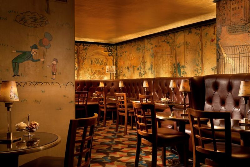 14 NYC Restaurants Known For Great Bar Dining - Decor Hint Bemelmans Bar – Upper East Side (The Carlyle)