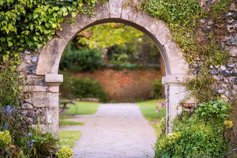 16 Garden Paths In Washington That Capture Park-Like Beauty - Decor Hint Stone Arch Avenue