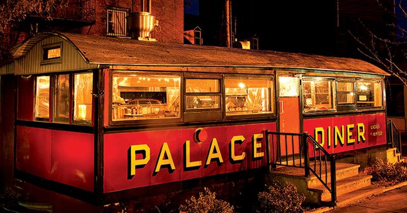 15 Old-School Diners In The US That Take You Back In Time - Decor Hint Palace Diner, Biddeford, Maine