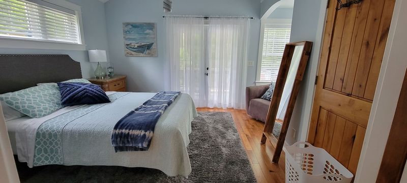 12 Michigan Lake Cottages With Interiors That Complement The Views - Decor Hint Boho Beach House on Silver Lake