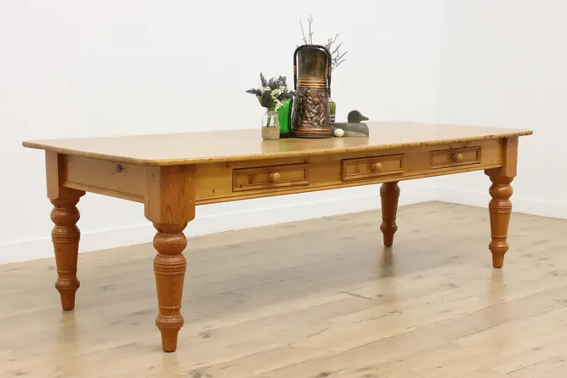 4 Vintage Furniture Trends That Are Trending Again in Oregon - Decor Hint Rustic Farmhouse Tables