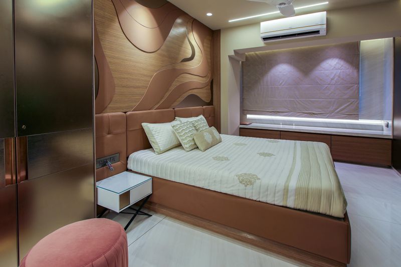 8 Accent Wall Colors To Turn Your Bedroom Into A Luxurious Oasis - Decor Hint Mocha Brown