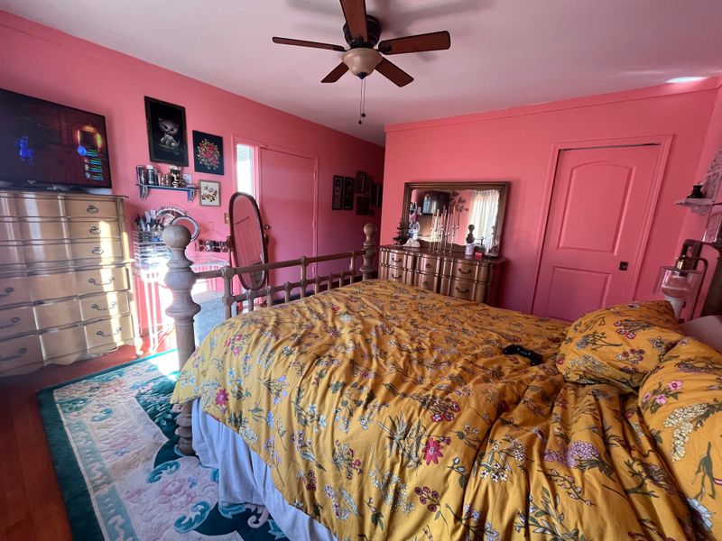 11 Paint Colors San Diego Designers Keep Coming Back To - Decor Hint Sunset Cliffs Coral