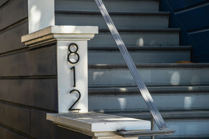 11 Exterior Trends That Enhance Curb Appeal And Add Visual Value - Decor Hint Modern House Numbers And Mailboxes