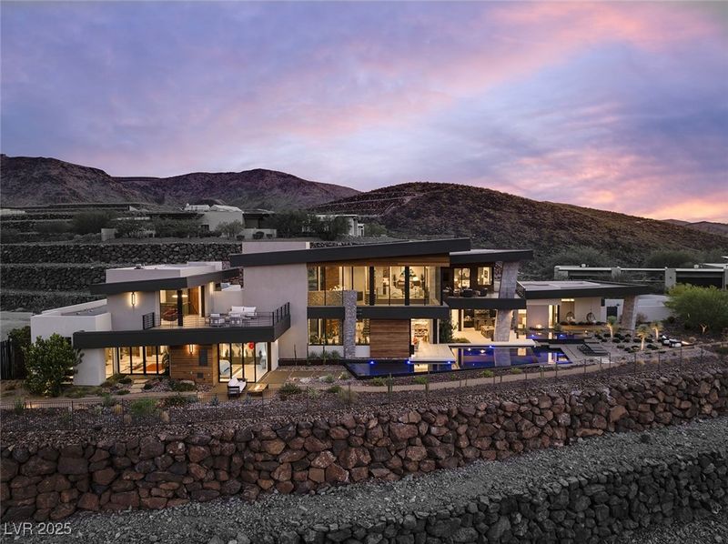 10 Nevada Stucco Homes Cooling Fast - Decor Hint Hillside Stucco Property