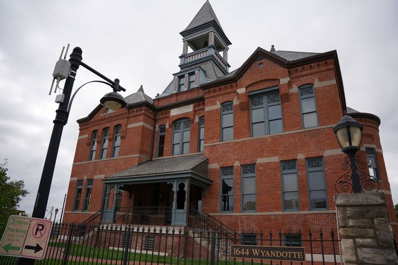 Webster House Antiques – Kansas City, MO