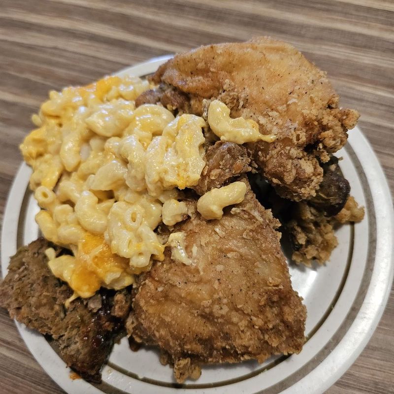 The Avenue Home Cooking Café (Cedartown, GA)