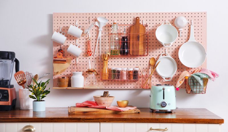 8 New York Apartment Layout Hacks That Actually Work In Tiny Spaces - Decor Hint Kitchen Pegboards For Vertical Utensil Storage