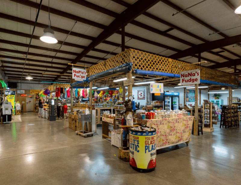 Great Smokies Flea Market in Sevierville