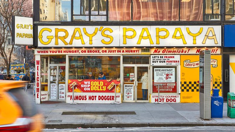 Gray's Papaya – Upper West Side Institution