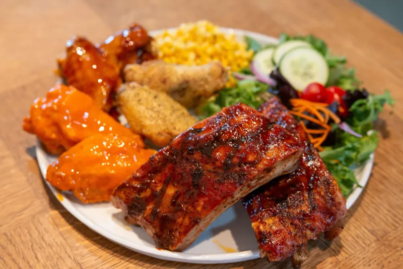 6 Missouri Buffets Locals Rave About & 6 They Warn You To Skip - Decor Hint Golden Corral – Joplin's Grease Trap