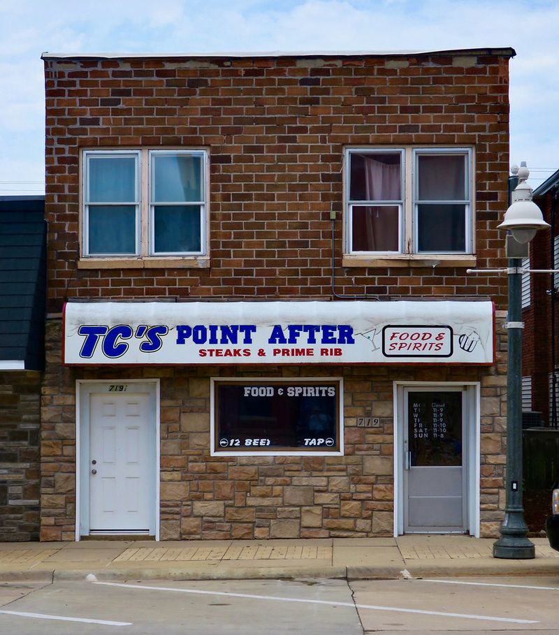 13 Iowa Restaurants Serving The Best Tenderloin Sandwiches - Decor Hint TC's Point After (Dewitt)