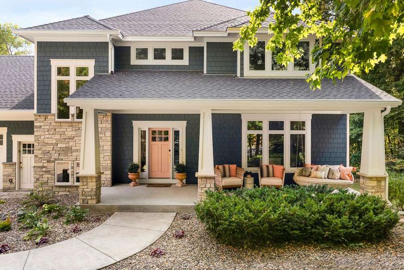 10 South Carolina Porches Designed For Outdoor Living - Decor Hint Suburban Front Porch Retreat