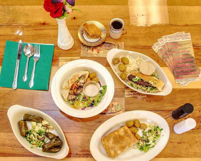 10 Ohio Small Town Cafés To Love - Decor Hint River Road Coffee House – Newark