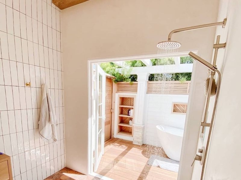 Create Indoor-Outdoor Connection