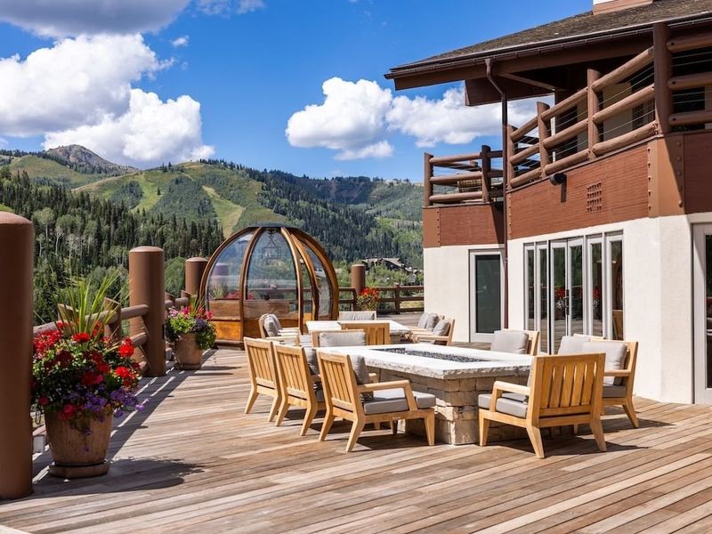 14 Utah Restaurants With Breathtaking Mountain Views And Unforgettable Bites - Decor Hint Stein Eriksen Lodge – Alpine Luxury in Deer Valley