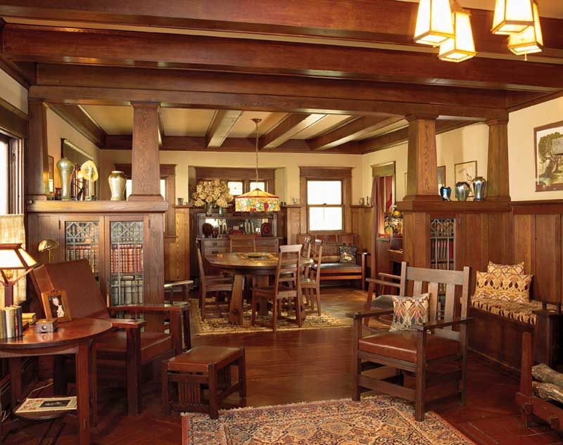 Craftsman-Inspired Elegance