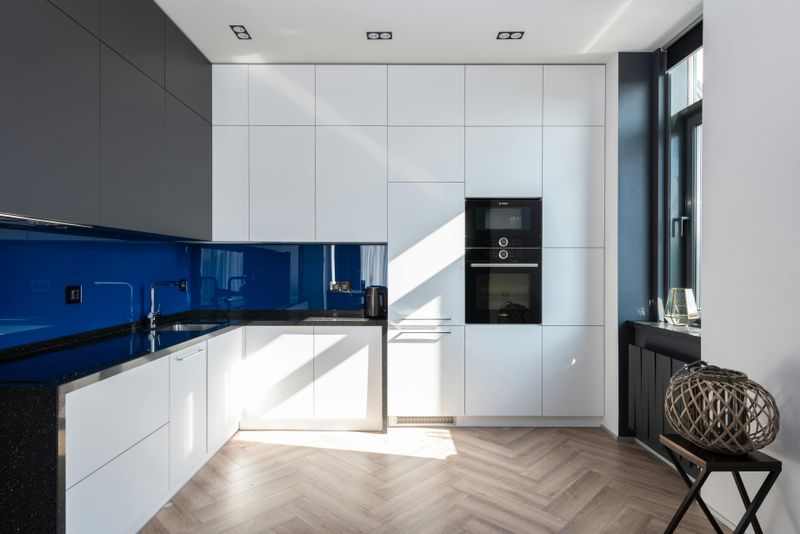 10 Creative Ways You Can Bring Blue Into Your Space - Decor Hint Kitchen Blue Backsplash