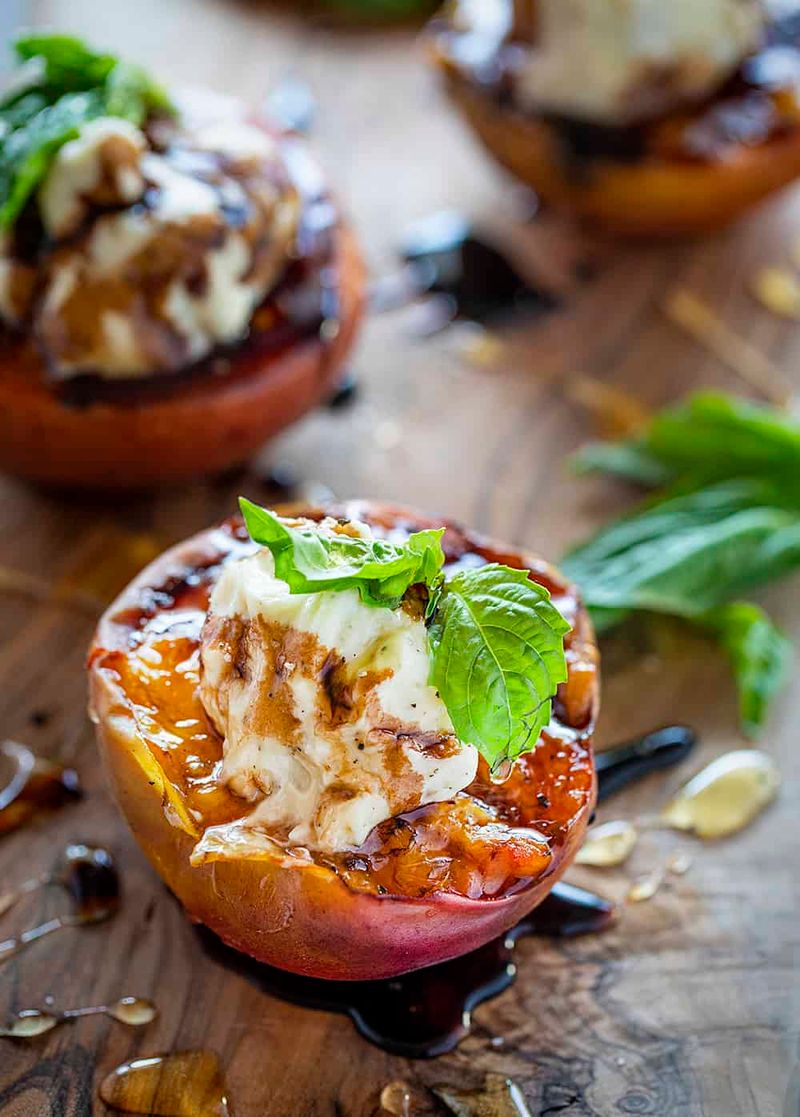 11 Georgia Peach Desserts That Scream Summer - Decor Hint Grilled Peaches With Honey Mascarpone