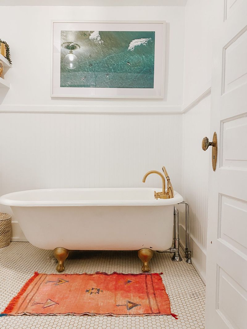 13 Vintage 1950s Bathroom Ideas That Could Be Popular Again In Ohio - Decor Hint Clawfoot Tubs
