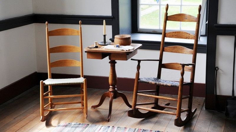 10 Indiana Furniture Trends Poised For A Quiet Comeback In 2025 - Decor Hint Handcrafted Shaker-Inspired Simplicity