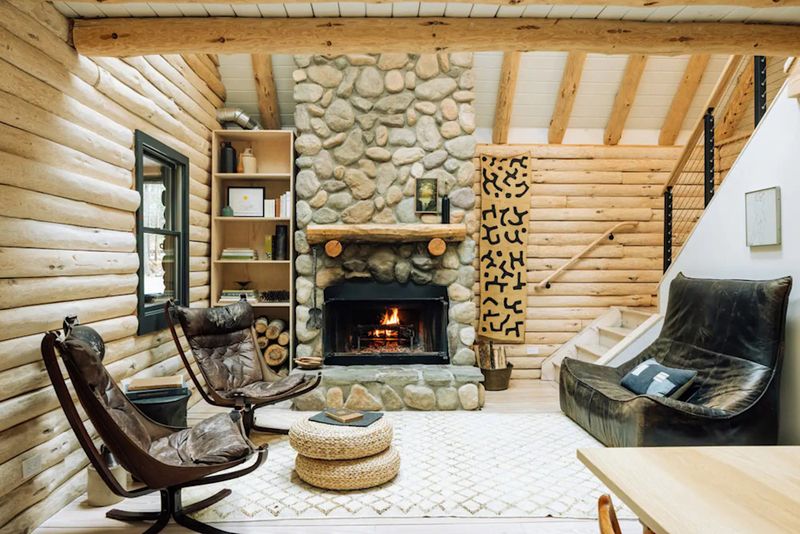 10 Wyoming Log Cabin Tricks That Keep It Cozy - Decor Hint Heated Stone Bed Warmers