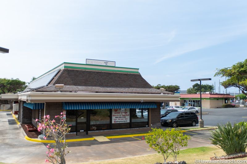 10 Hawaii Restaurants Serving Classic Plate Lunch Comforts - Decor Hint Big Island Grill