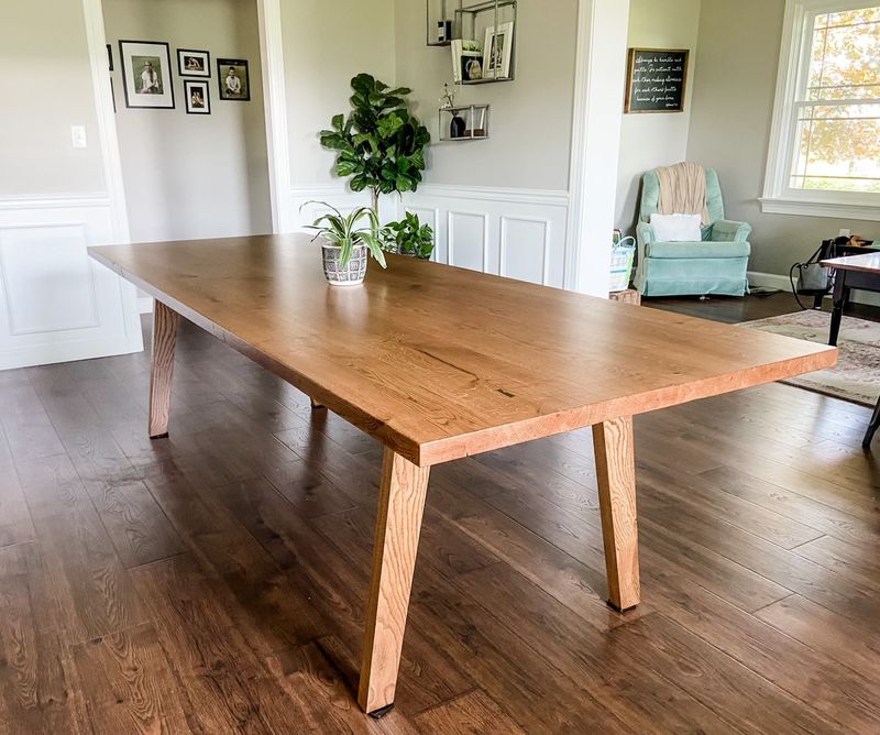 9 Pennsylvania Farm Tables That Locals Swear By - Decor Hint Lancaster Harvest Table