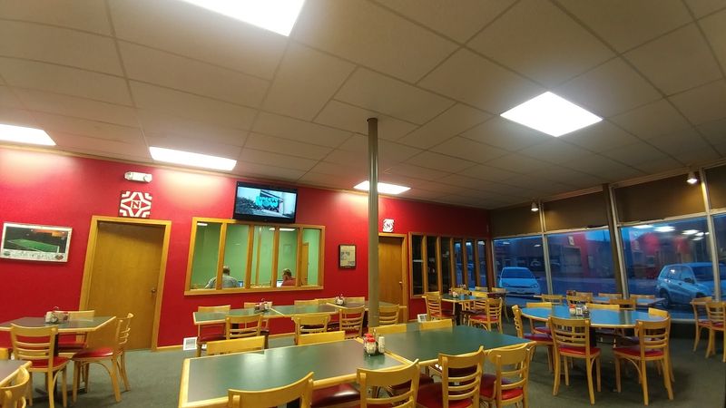 7 Nebraska Pizza Buffets Known For Local Favorites - Decor Hint Pizza Kitchen (Milford)
