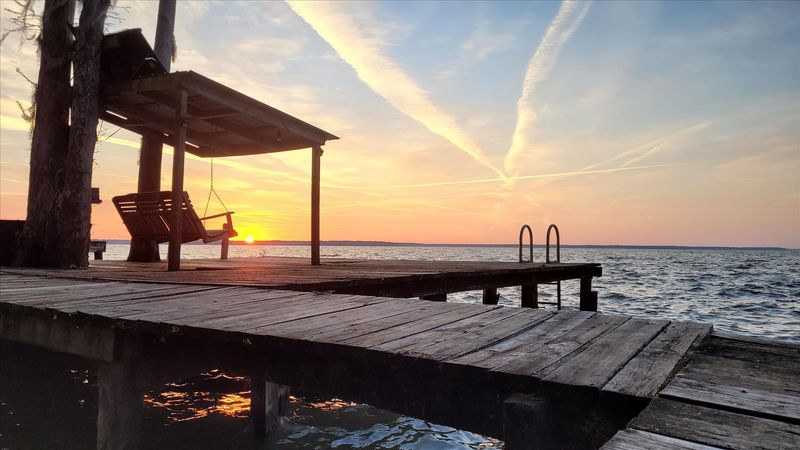 9 Louisiana Porches Perfect For Slow Evenings - Decor Hint Bayou Fishing Docks