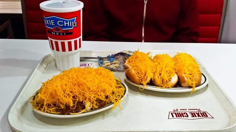 10 Ohio Chili Parlors That Keep Classic Flavors Alive - Decor Hint Dixie Chili - Newport's Kentucky Contender