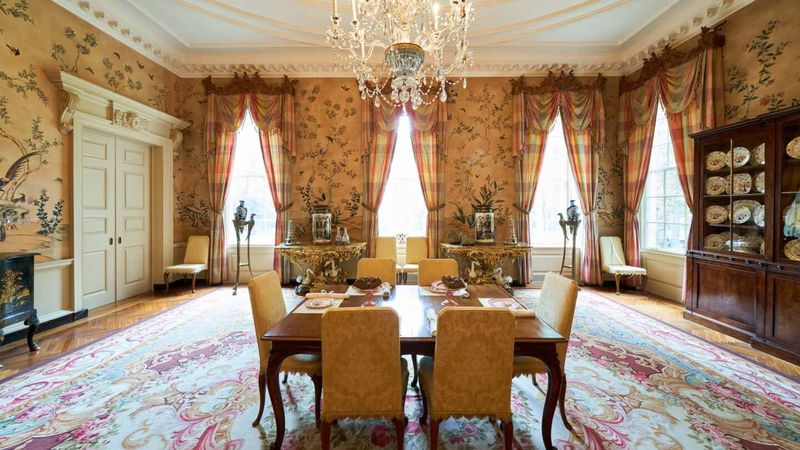 6 Georgia Dining Rooms That Miss The Mark & 6 That Feel Timeless - Decor Hint Historic Home Adaptations