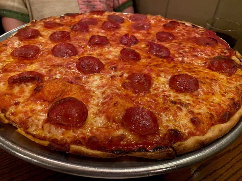 New Jersey Shore Pizza Slices Everyone Craves - Decor Hint Federici's
