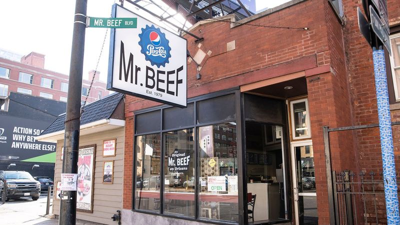 11 Illinois Spots For Simple, Authentic Italian Beef - Decor Hint Mr. Beef