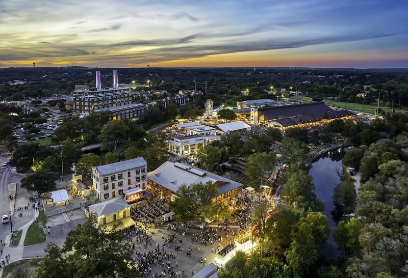 9 Must-Visit Riverside Restaurants In Texas With Breathtaking Views - Decor Hint Gristmill River Restaurant – Historic Gruene Dining
