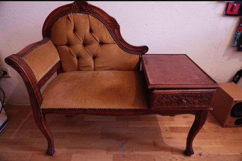 8 Oregon Vintage Furniture Comebacks You Didn't See Coming - Decor Hint Telephone Gossip Benches